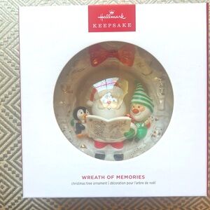 HALLMARK WREATH OF MEMORIES ORNAMENT  NEW Christmas is around the corner